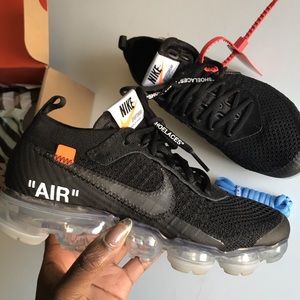 AIR VAPOR MAX OFF WHITE BLACK
